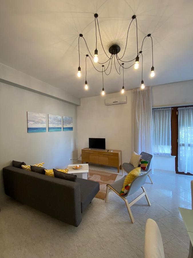 Hotel Ristorante Centosedici Terracina Eksteriør billede