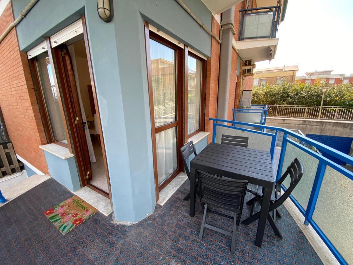 Hotel Ristorante Centosedici Terracina Eksteriør billede