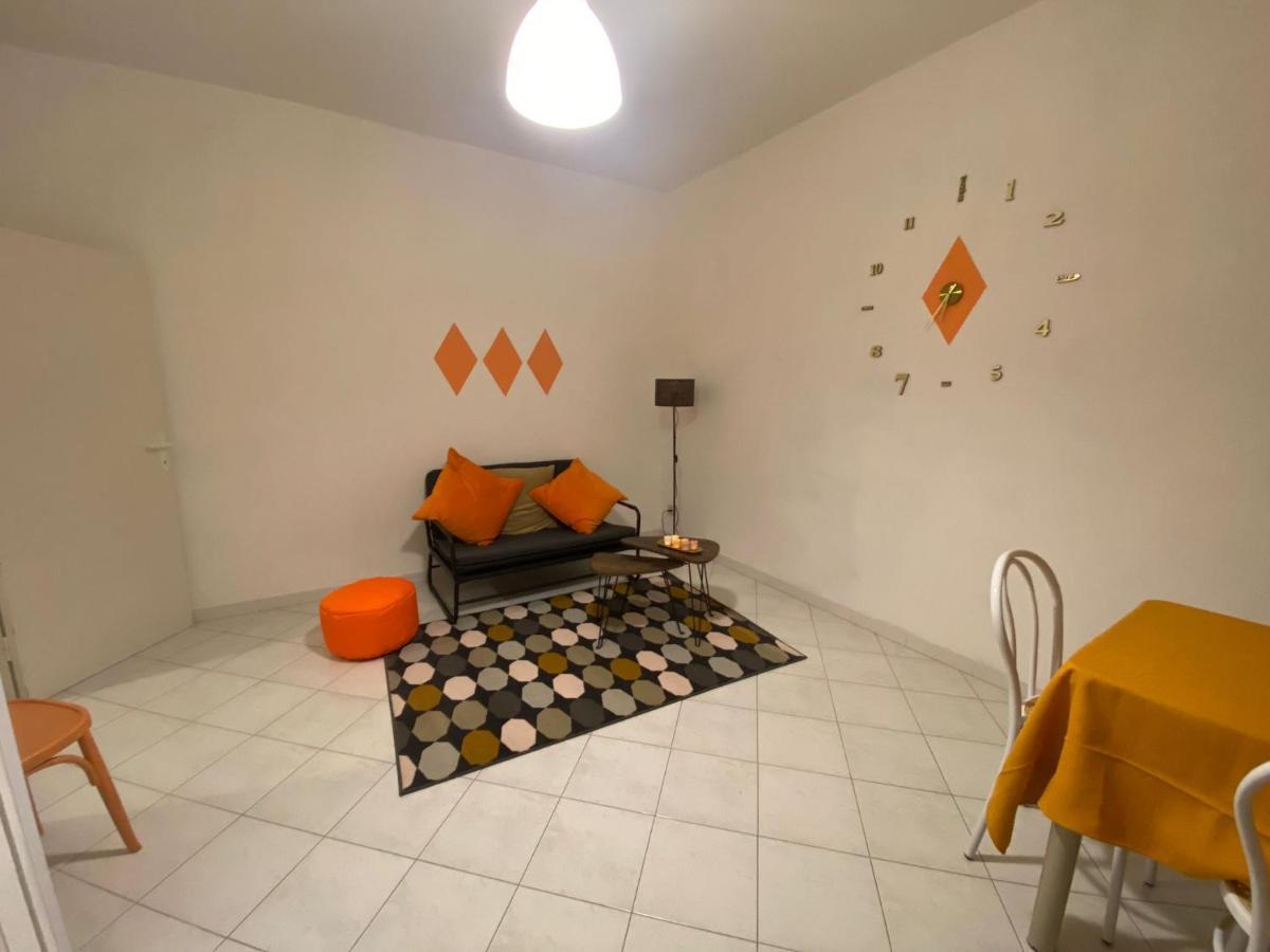 Hotel Ristorante Centosedici Terracina Eksteriør billede