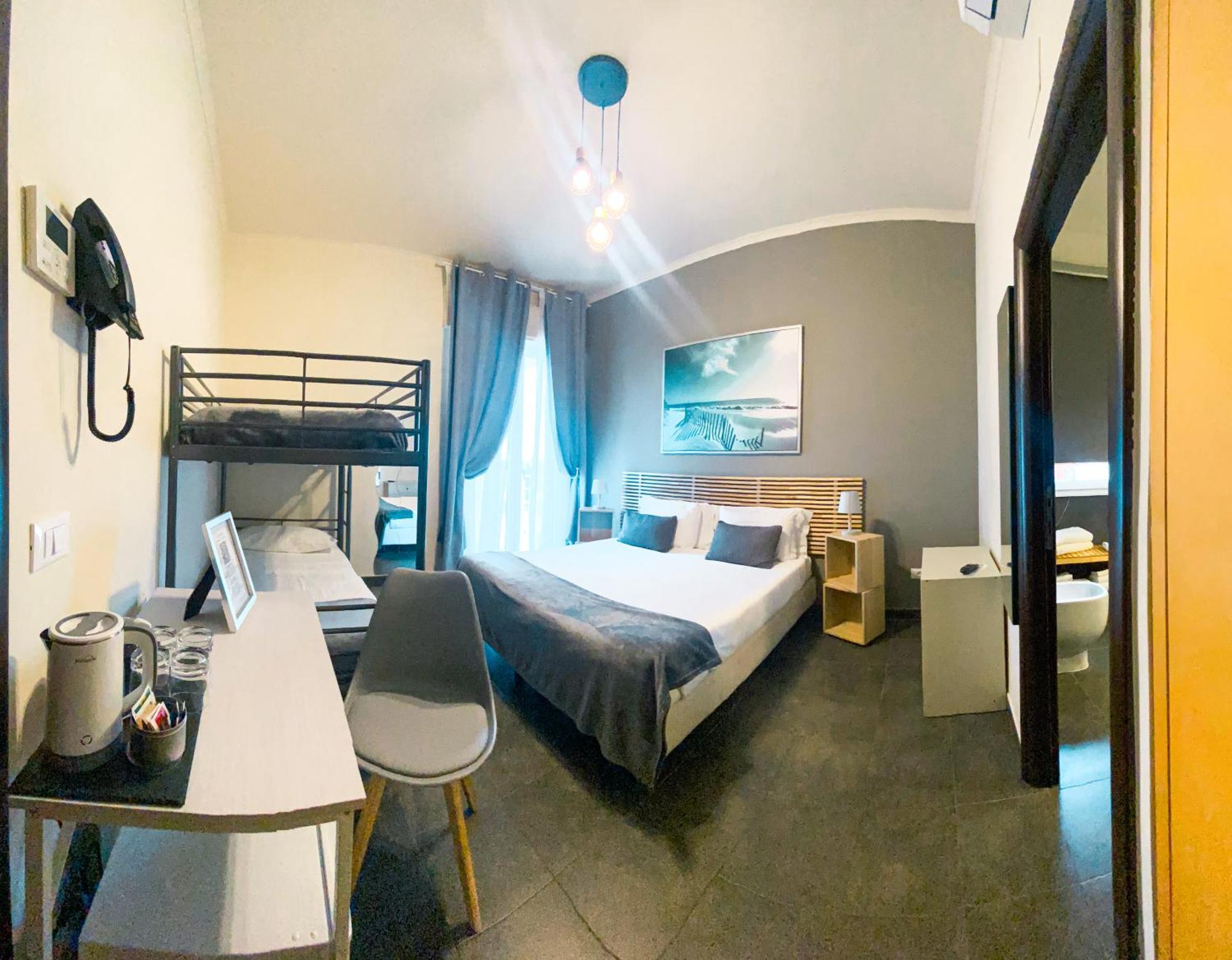 Hotel Ristorante Centosedici Terracina Eksteriør billede